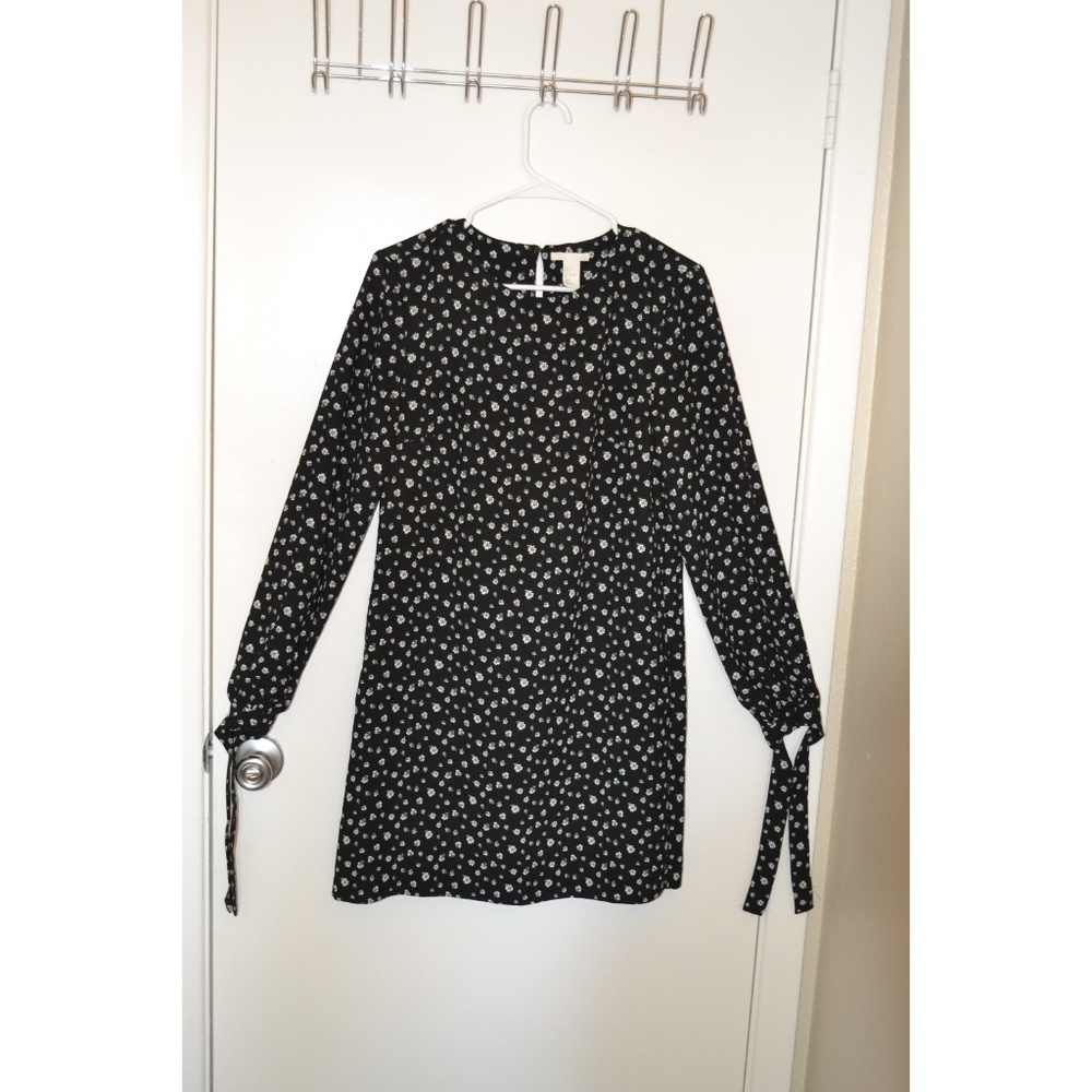 H&M Long-Sleeve Dress